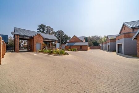 2 Bedroom Apartment in Rynfield Ah