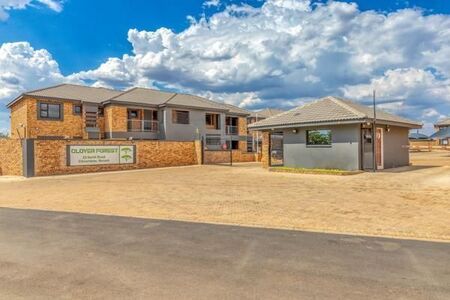 3 Bedroom Apartment in Rynfield Ah