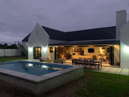 4 Bedroom House in St Francis Bay Canals