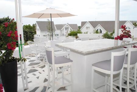 5 Bedroom House in St Francis Bay Canals