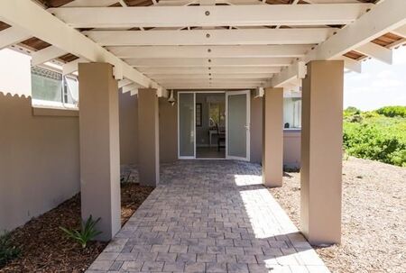 3 Bedroom House in Santareme