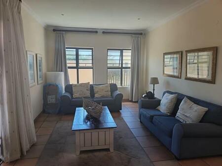 4 Bedroom House in Santareme