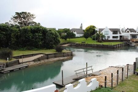 5 Bedroom House in St Francis Bay Canals