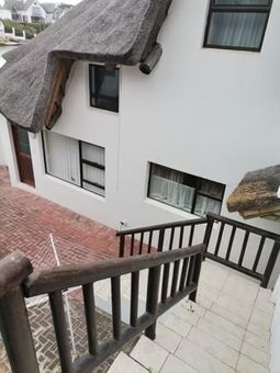 5 Bedroom House in St Francis Bay Canals