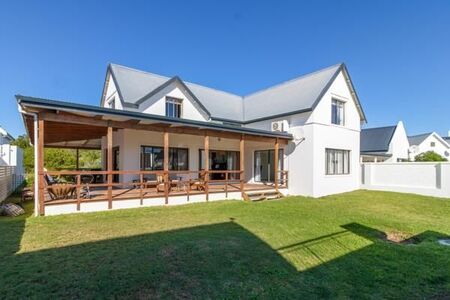 4 Bedroom House in St Francis Links