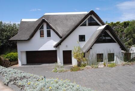 4 Bedroom House in St Francis Bay Canals