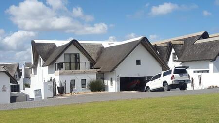 4 Bedroom House in St Francis Bay Canals