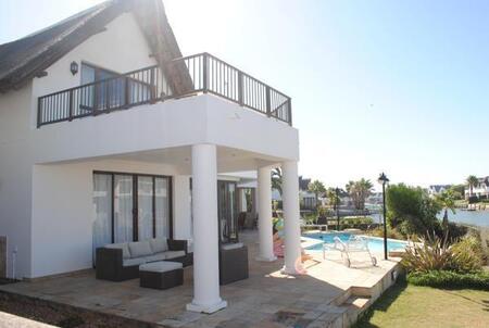 5 Bedroom House in St Francis Bay Canals