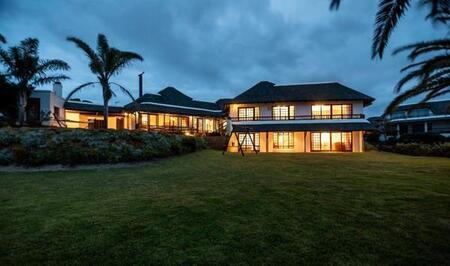 4 Bedroom House in St Francis Bay