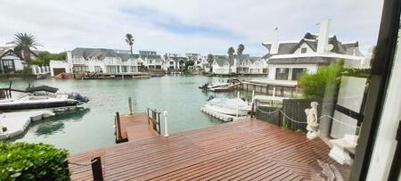 4 Bedroom House in St Francis Bay Canals