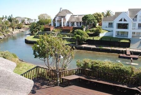 4 Bedroom House in St Francis Bay Canals