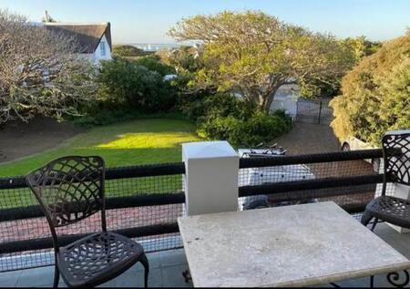 4 Bedroom House in St Francis Bay