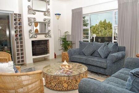 5 Bedroom House in St Francis Bay