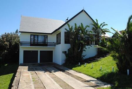 4 Bedroom House in St Francis Bay