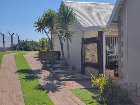 2 Bedroom Townhouse in Marina Martinique