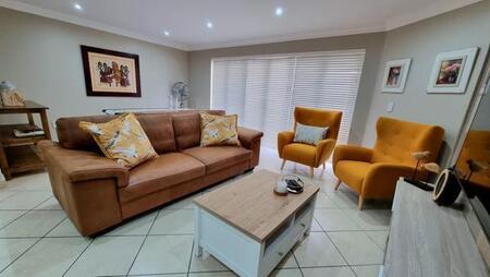 2 Bedroom Apartment in Jeffreys Bay