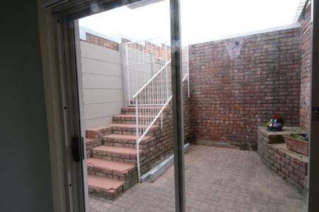 3 Bedroom House in Wavecrest