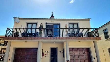 3 Bedroom Townhouse in Jeffreys Bay