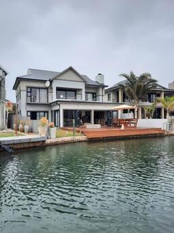 4 Bedroom House in Marina Martinique