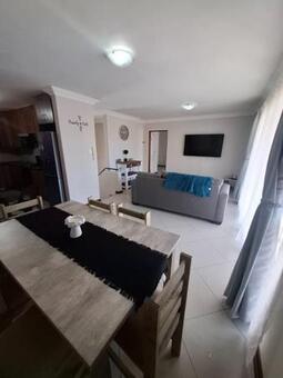 3 Bedroom Townhouse in Jeffreys Bay