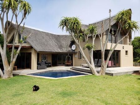 4 Bedroom House in Cape St Francis