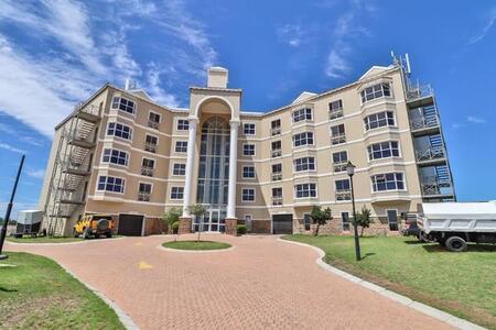 3 Bedroom Apartment in Marina Martinique