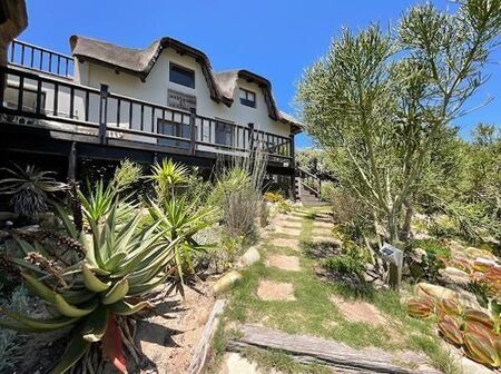 5 Bedroom House in Cape St Francis