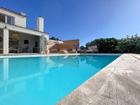 4 Bedroom House in Cape St Francis