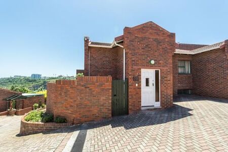 2 Bedroom Townhouse in South End