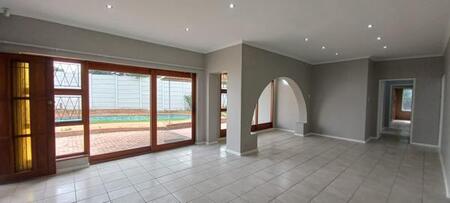 3 Bedroom House in Van Der Stel