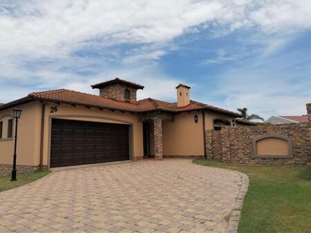 3 Bedroom Townhouse in Summerstrand