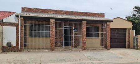 6 Bedroom Apartment in Zwide