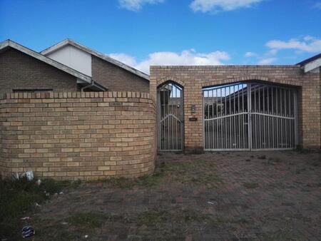 4 Bedroom House in New Brighton