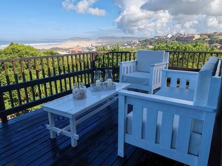 4 Bedroom House in Oyster Bay