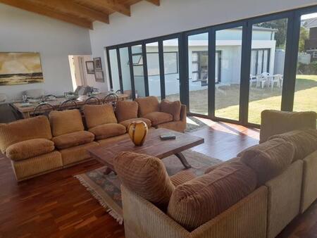 3 Bedroom House in Cape St Francis