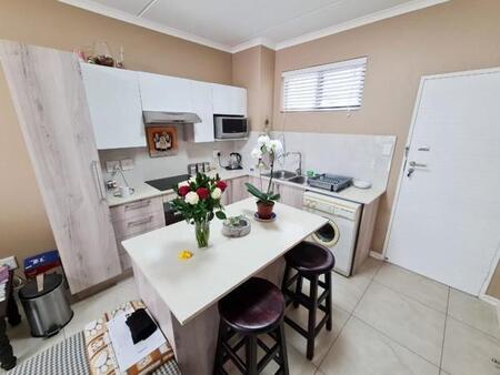 Studio Apartment in Randpark Ridge