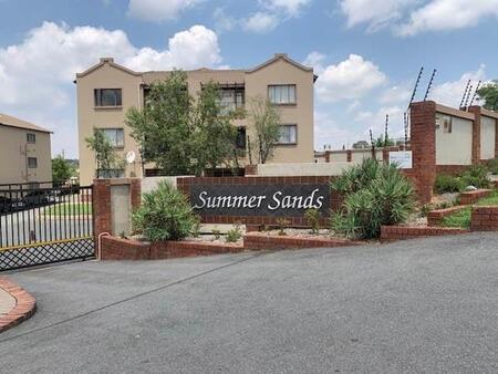 2 Bedroom Apartment in Bloubosrand