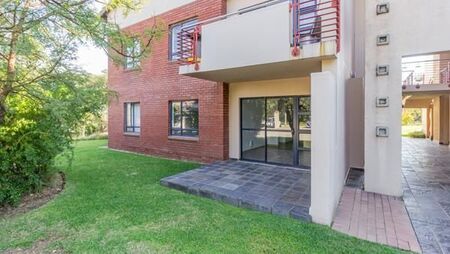 1 Bedroom Apartment in Jackal Creek Golf Estate