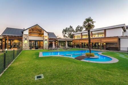 1 Bedroom Apartment in Olivedale