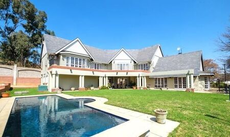 4 Bedroom House in North Riding Ah