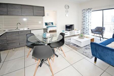 1 Bedroom Apartment in Oakdene