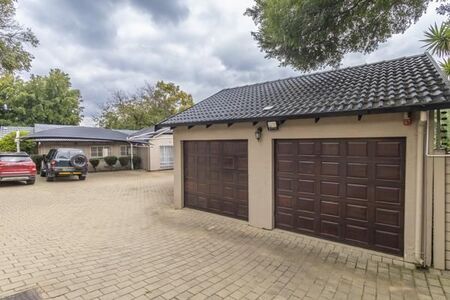3 Bedroom House in Douglasdale