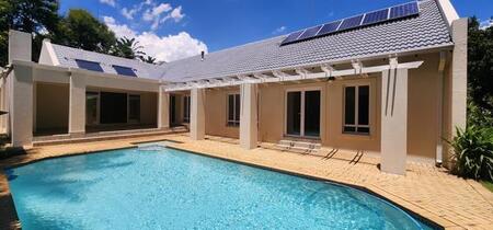 4 Bedroom House in Fourways Gardens