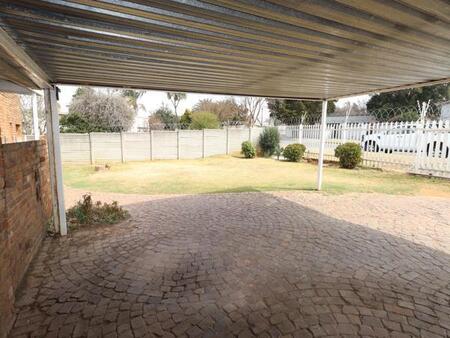 3 Bedroom House in Edleen