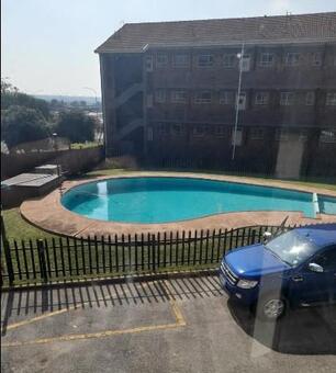 3 Bedroom Apartment in Rhodesfield