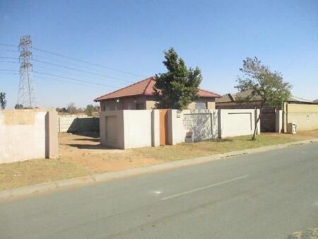 2 Bedroom House in Goudrand