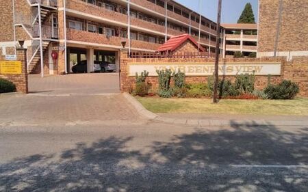 3 Bedroom Apartment in Horizon View