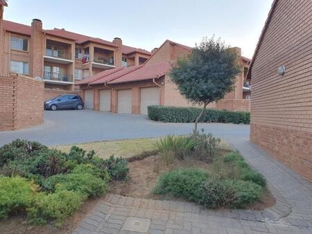 2 Bedroom Apartment in Paramount Estate