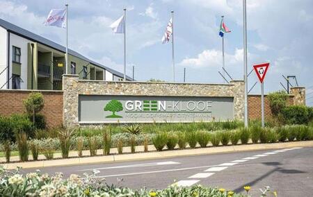 1 Bedroom Apartment in Mooikloof Equestrian Estate