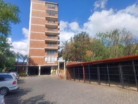 2 Bedroom House in Murrayfield